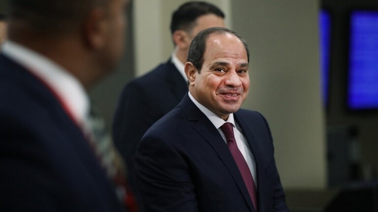 السيسي: لم أكن أنوي الترشح للرئاسة وطلبت من عدلي منصور التقدم للمنصب لكنه رفض