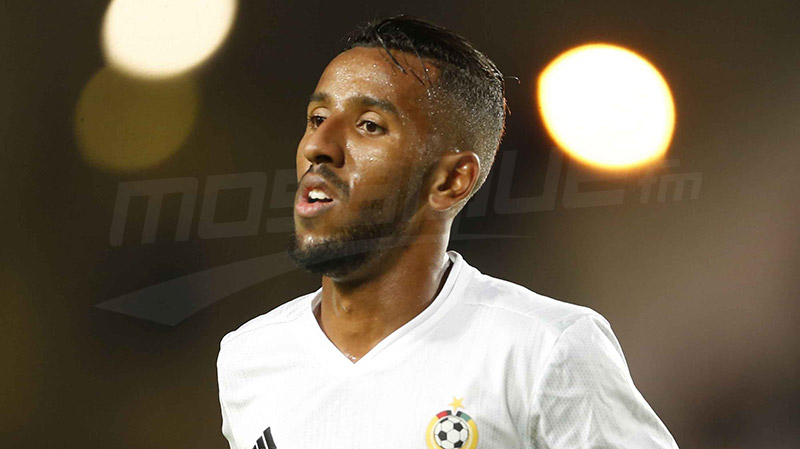 لاعبون ليبيون يمدون يد المساعد لعدد من المحتاجين