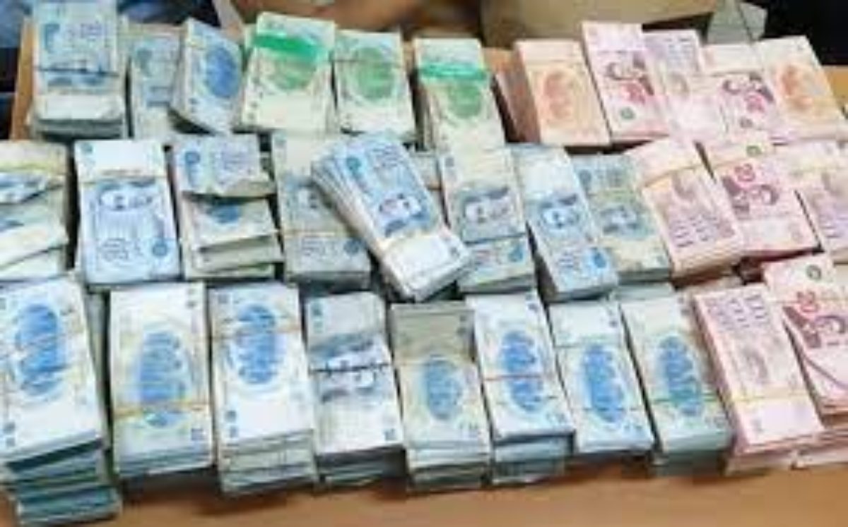 المهدية: احباط محاولة تهريب مبلغ من العملة التونسية بقيمة فاقت الـ 350 ألف دينار